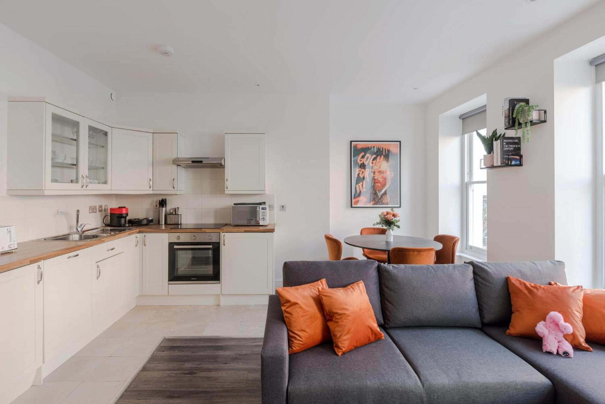 The Flirty Chambers - Fitzrovia - By Frankie Says Apartment Лондон Екстериор снимка
