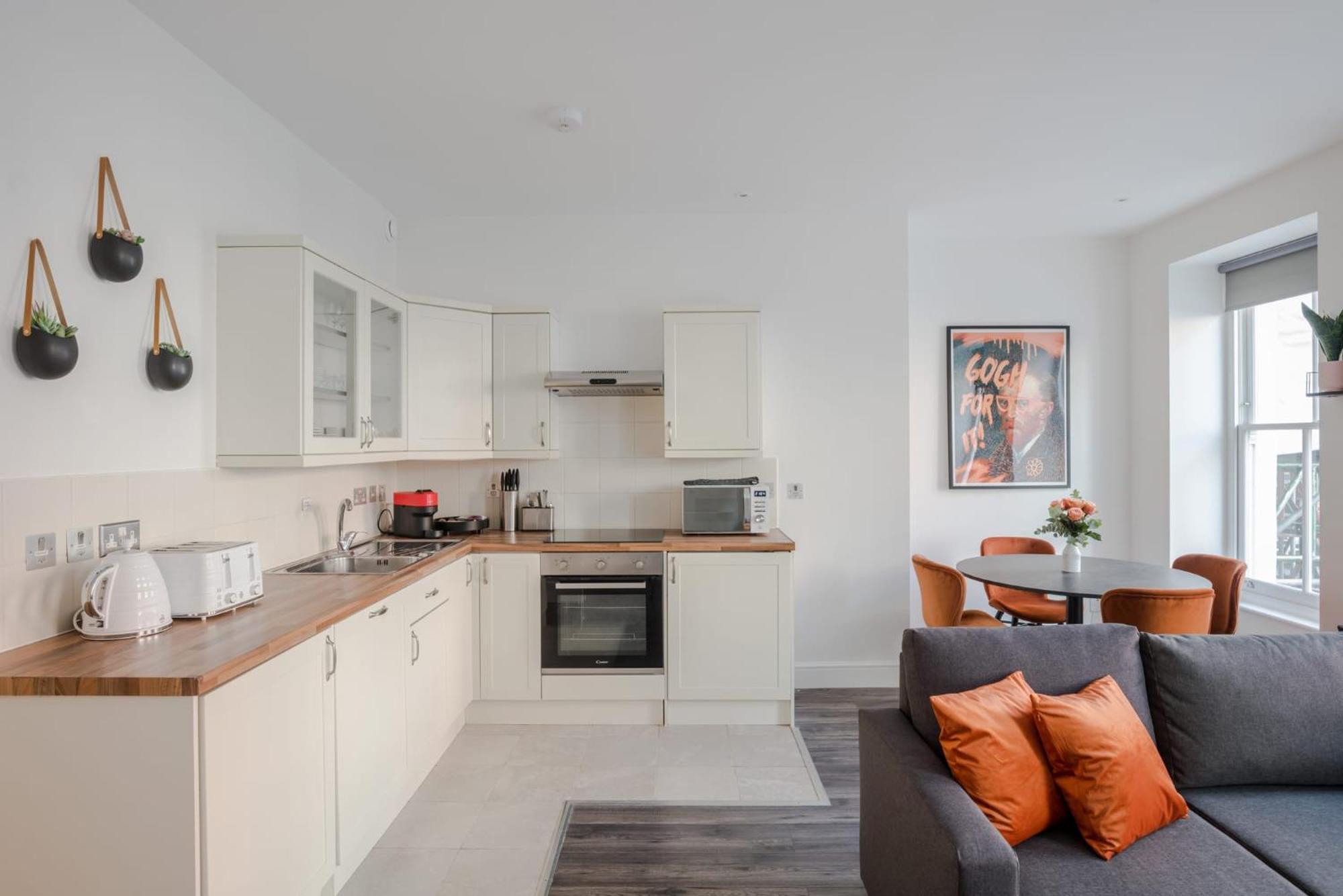 The Flirty Chambers - Fitzrovia - By Frankie Says Apartment Лондон Екстериор снимка